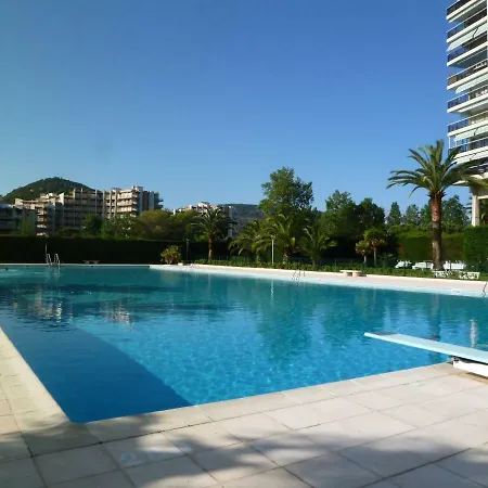 Apartment Surcouf Xxxv 2888022